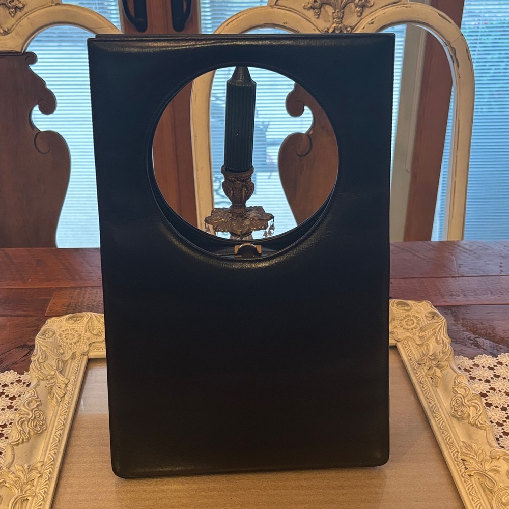 Viki Original Black Circular Handle Tote Bag